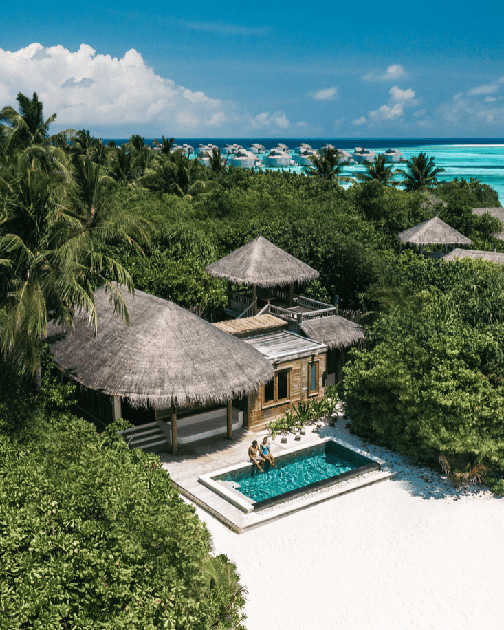 Family Ocean Beach Villa with Pool · Family · ocean beach